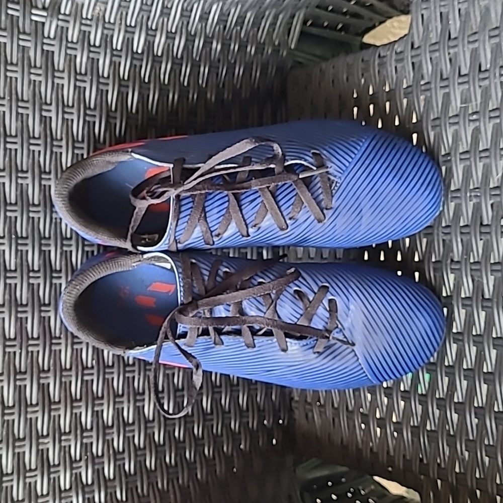 Adidas by MESSI / Soccer cleats / Size 7.5